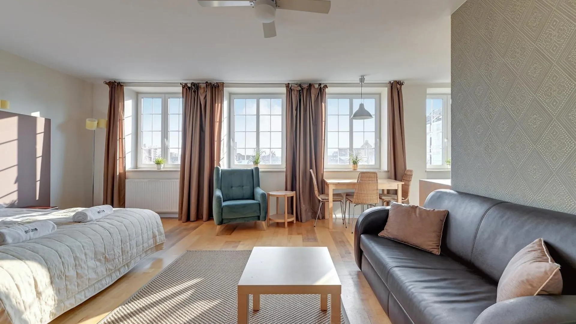 Dom & House - Apartments Old Town Targ Rybny - Self Check-In, Parking, River View غدانسك بولندا
